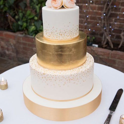 bruidstaart metallic rose goud